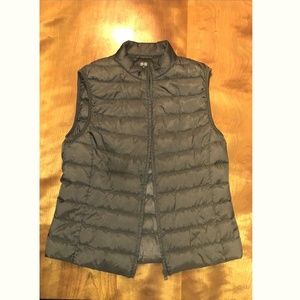 Uniqlo Vest Gray Down Puffer